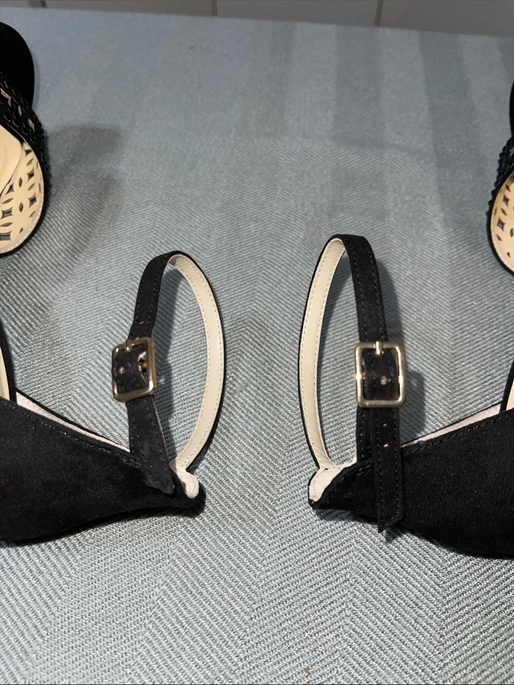 Jessica Simpson Soraia 2 black platform heels sandals